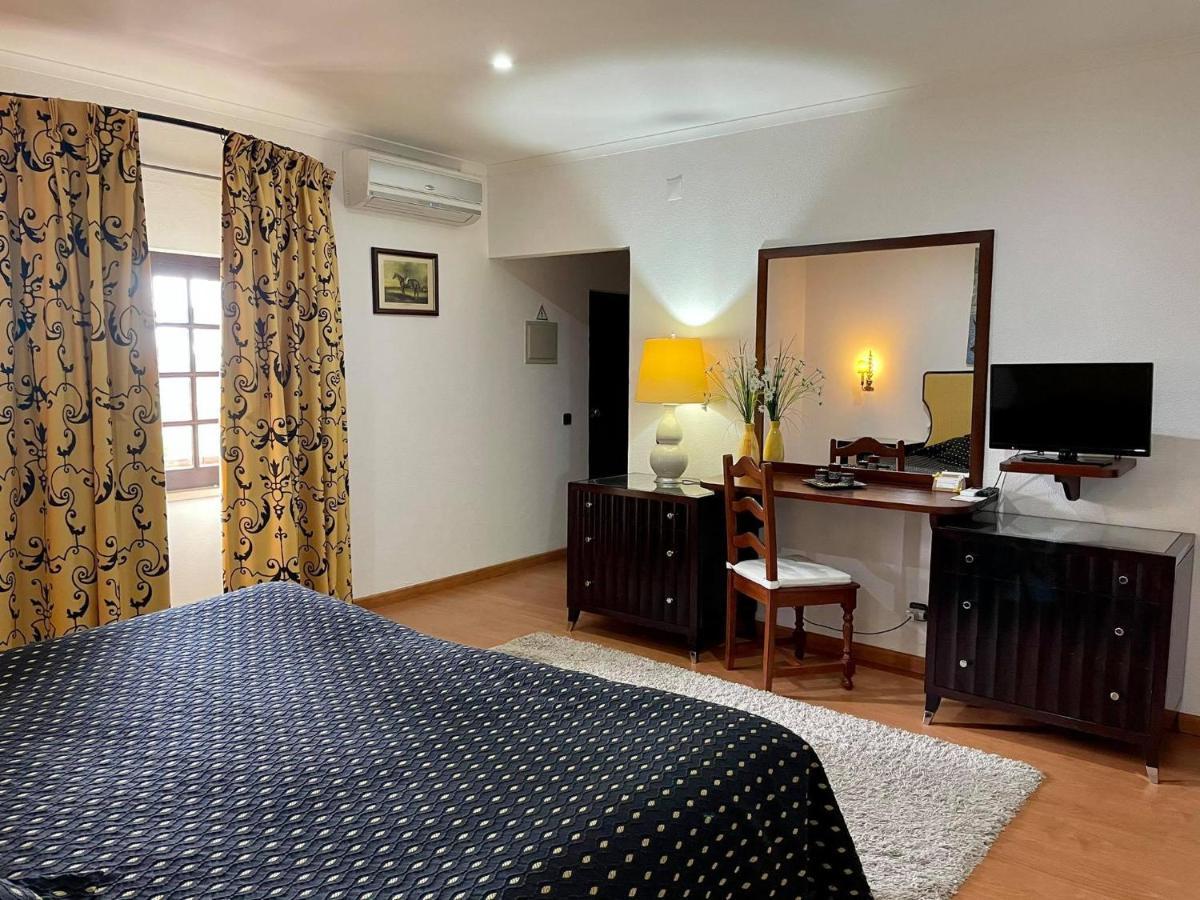 Hotel Rural A Coutada - Peniche Atouguia Da Baleia Buitenkant foto