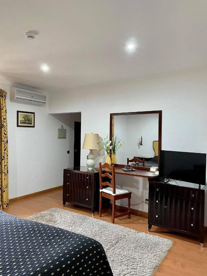 Hotel Rural A Coutada - Peniche Atouguia Da Baleia Buitenkant foto